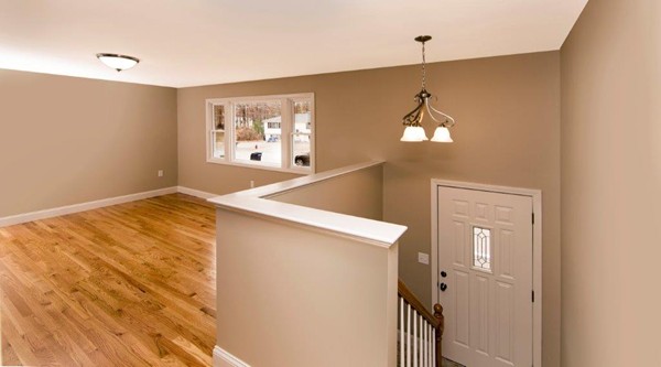 37 R Derryfield Road, Unit R Derry, NH 03038 - Photo 5 of 11
