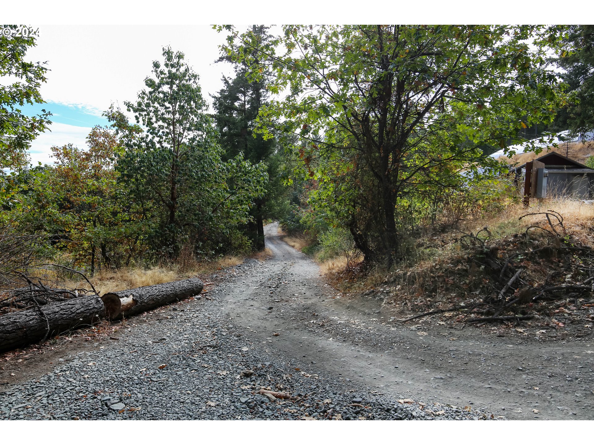 Quartz Creek Road Merlin, OR 97532 - Photo 13 of 19