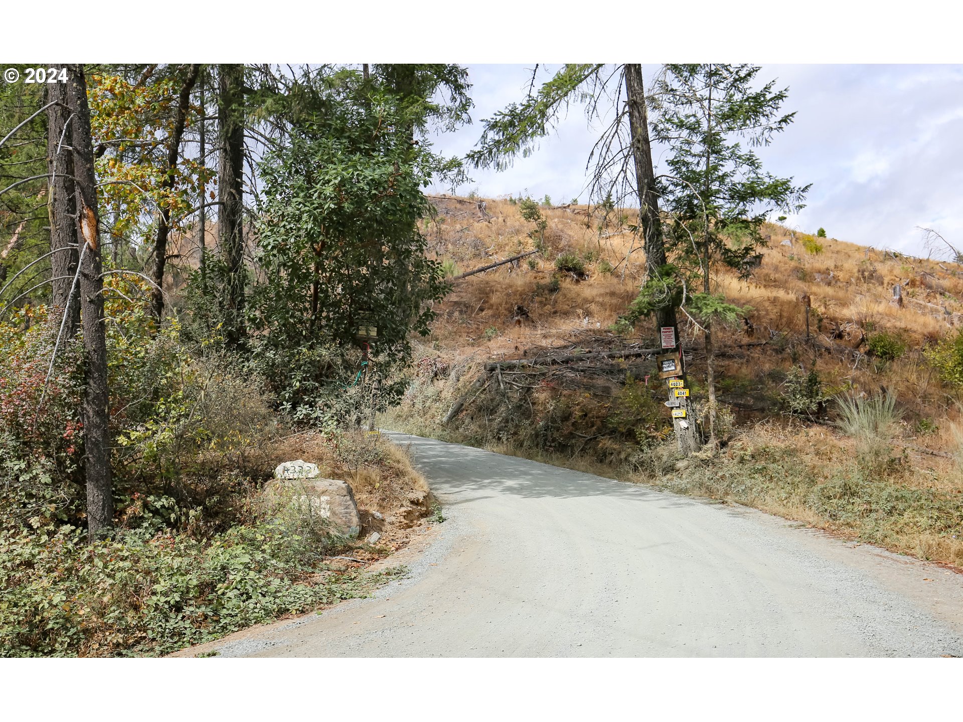 Quartz Creek Road Merlin, OR 97532 - Photo 17 of 19