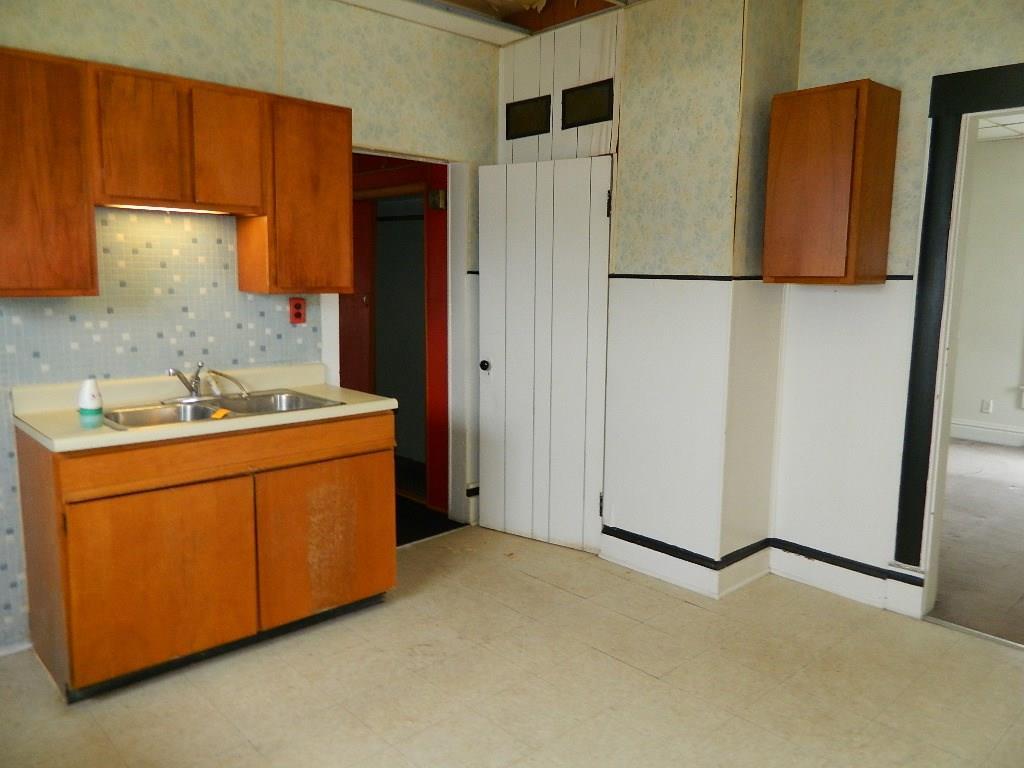 1422 Clay Street Springfield, OH 45505 - Photo 17 of 18
