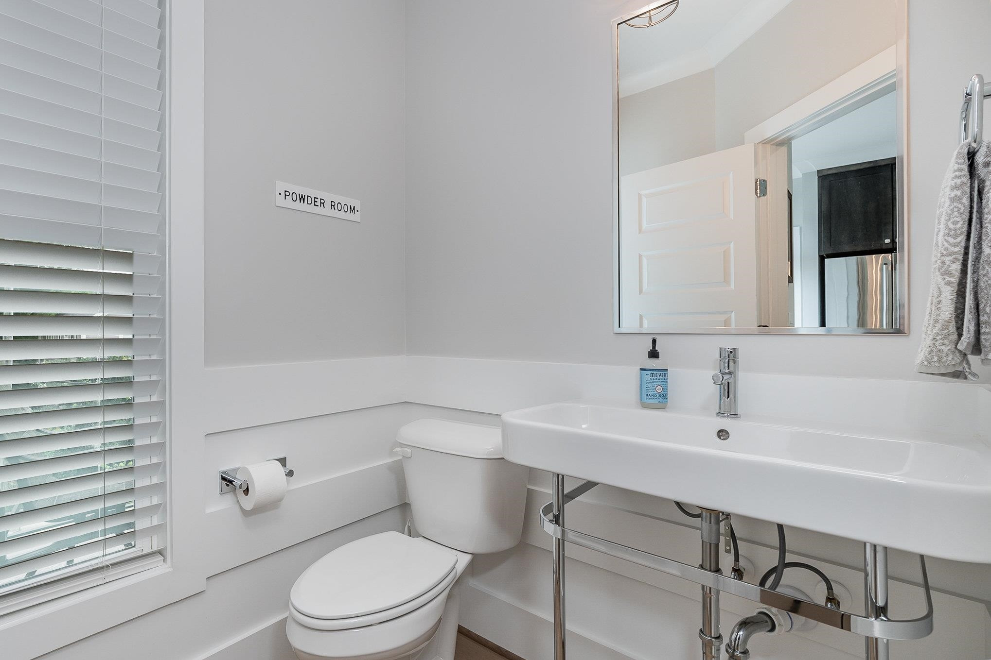 626 Watauga Street Raleigh, NC 27604 - Photo 22 of 30 Powder Room