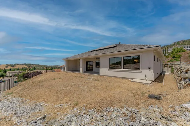 $1,225,000 | 7056 Via Barlogio, El Dorado Hills, CA 95762