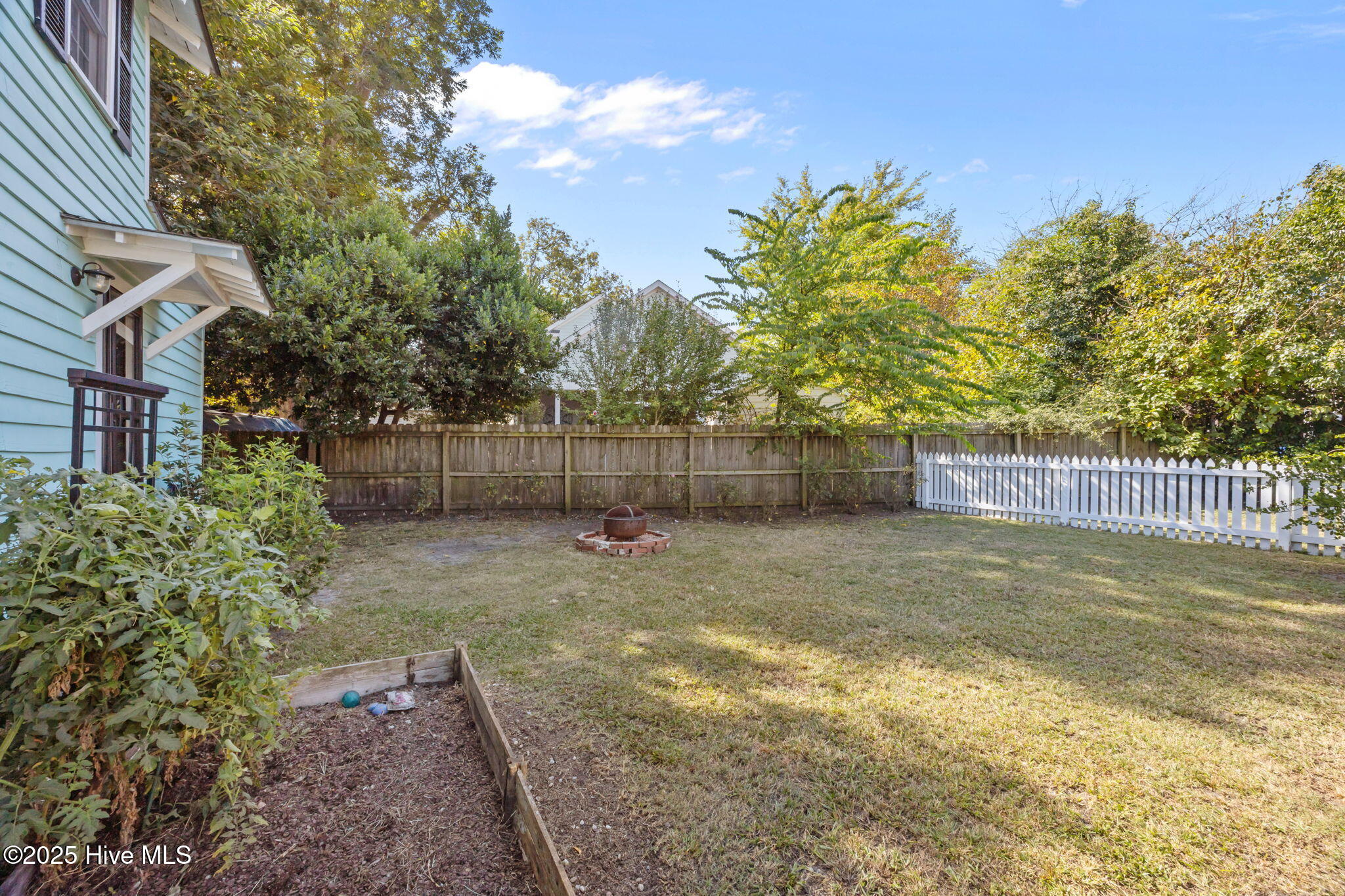 711 Queen Street New Bern, NC 28560 - Photo 22 of 28 Fully Fenced