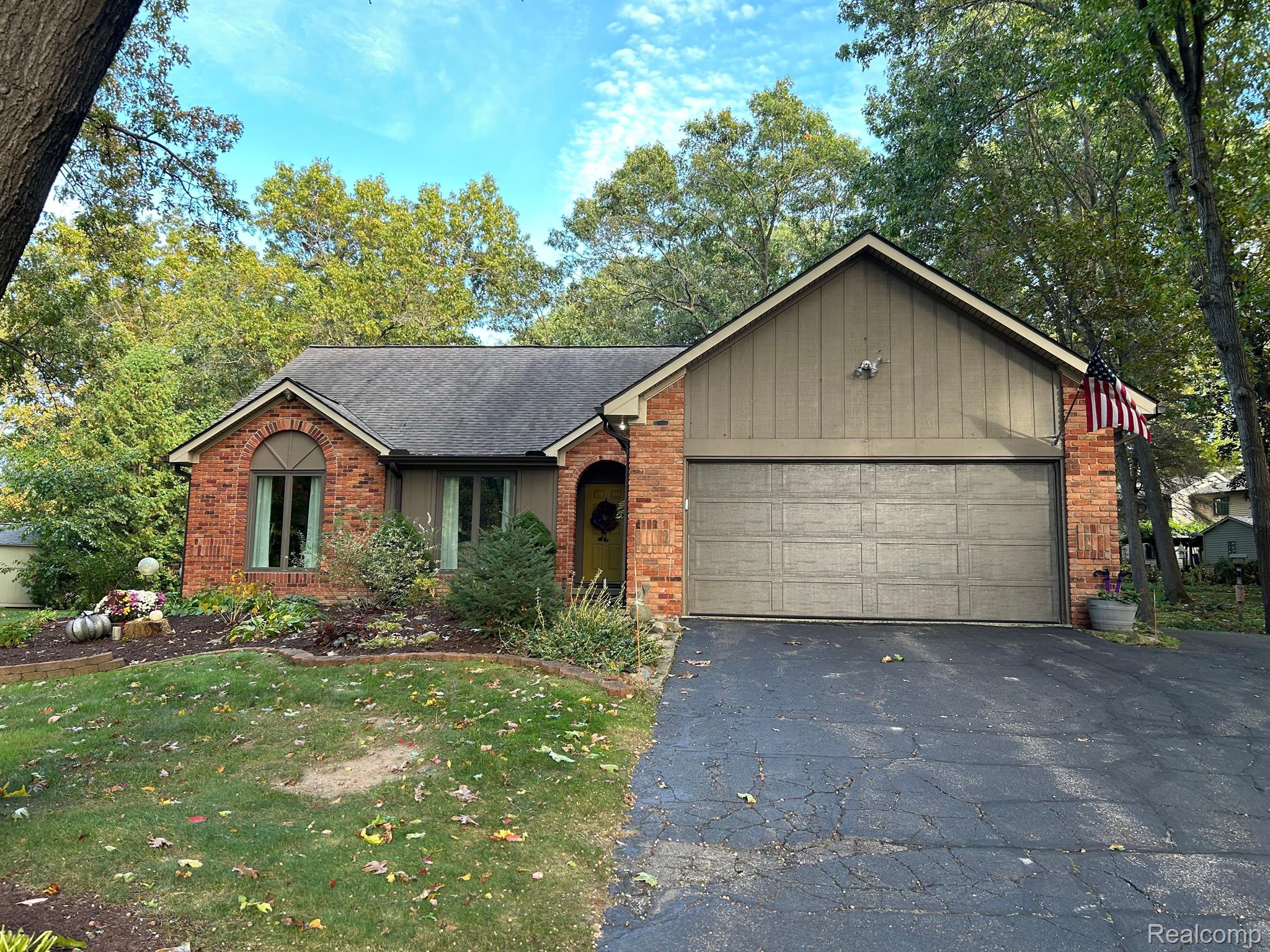 4495 Maybee Road Lake Orion, MI 48359 - Photo 31 of 34 Gallery Image 31
