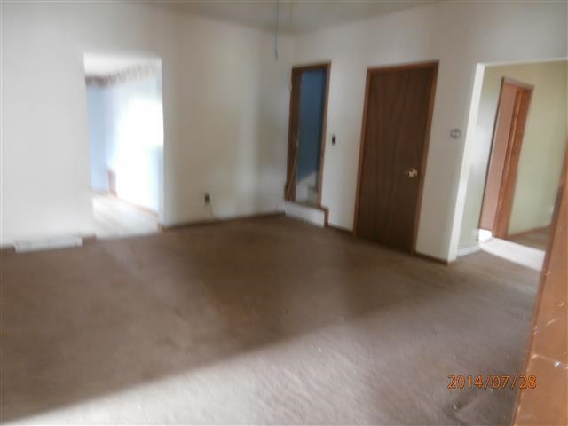 203 East 14th Street Rochester, IN 46975 - Photo 2 of 5