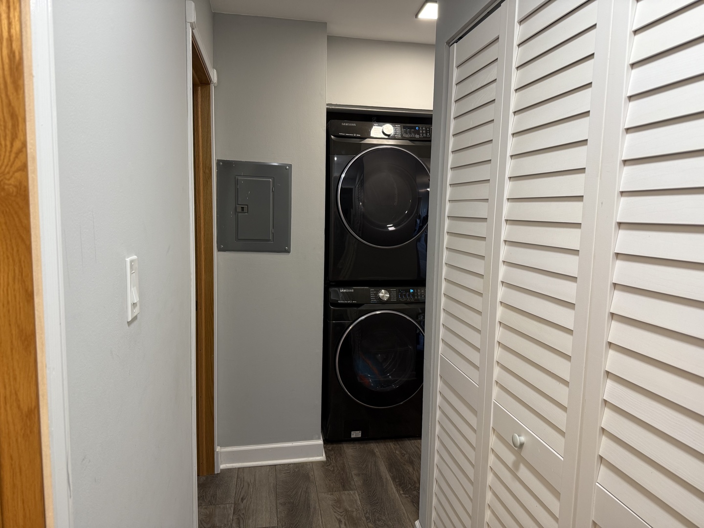 740 Weidner Road, Unit 206 Buffalo Grove, IL 60089 - Photo 8 of 24 a view of a hallway with washer and dryer