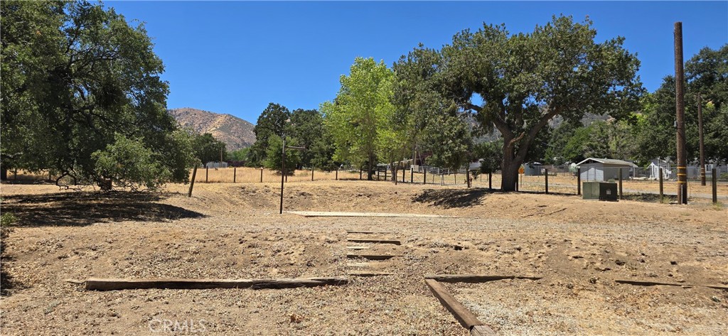 3020 Lebec Oaks Road Lebec, CA 93243 - Photo 12 of 12 a view of a yard covered with snow
