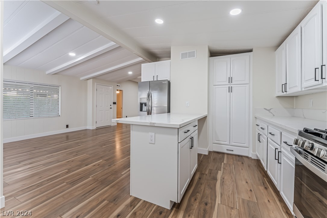 277 Aztec Lane Henderson, NV 89015 - Photo 11 of 34