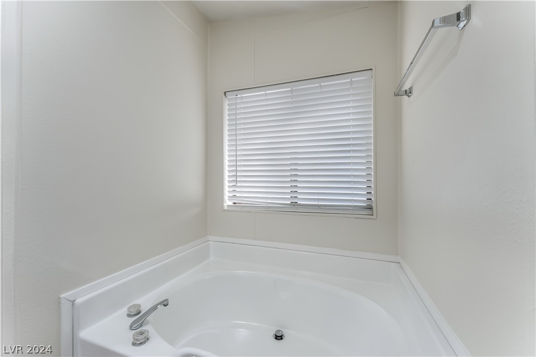277 Aztec Lane Henderson, NV 89015 - Photo 16 of 34