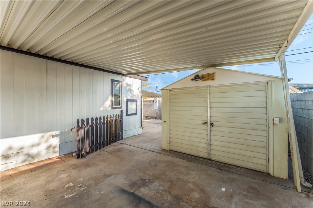 277 Aztec Lane Henderson, NV 89015 - Photo 31 of 34