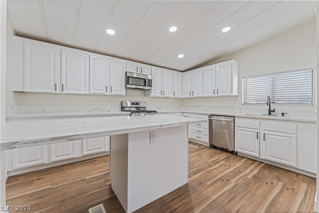 277 Aztec Lane Henderson, NV 89015 - Photo 10 of 34