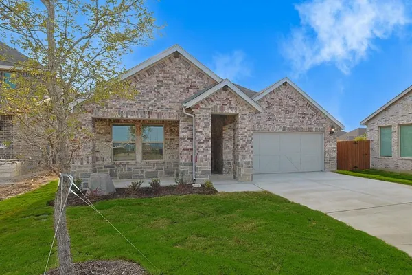 $2,600 | 3305 Chasemoor Drive, Denton, TX 76207