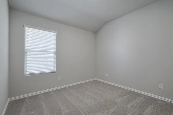 $2,600 | 3305 Chasemoor Drive, Denton, TX 76207