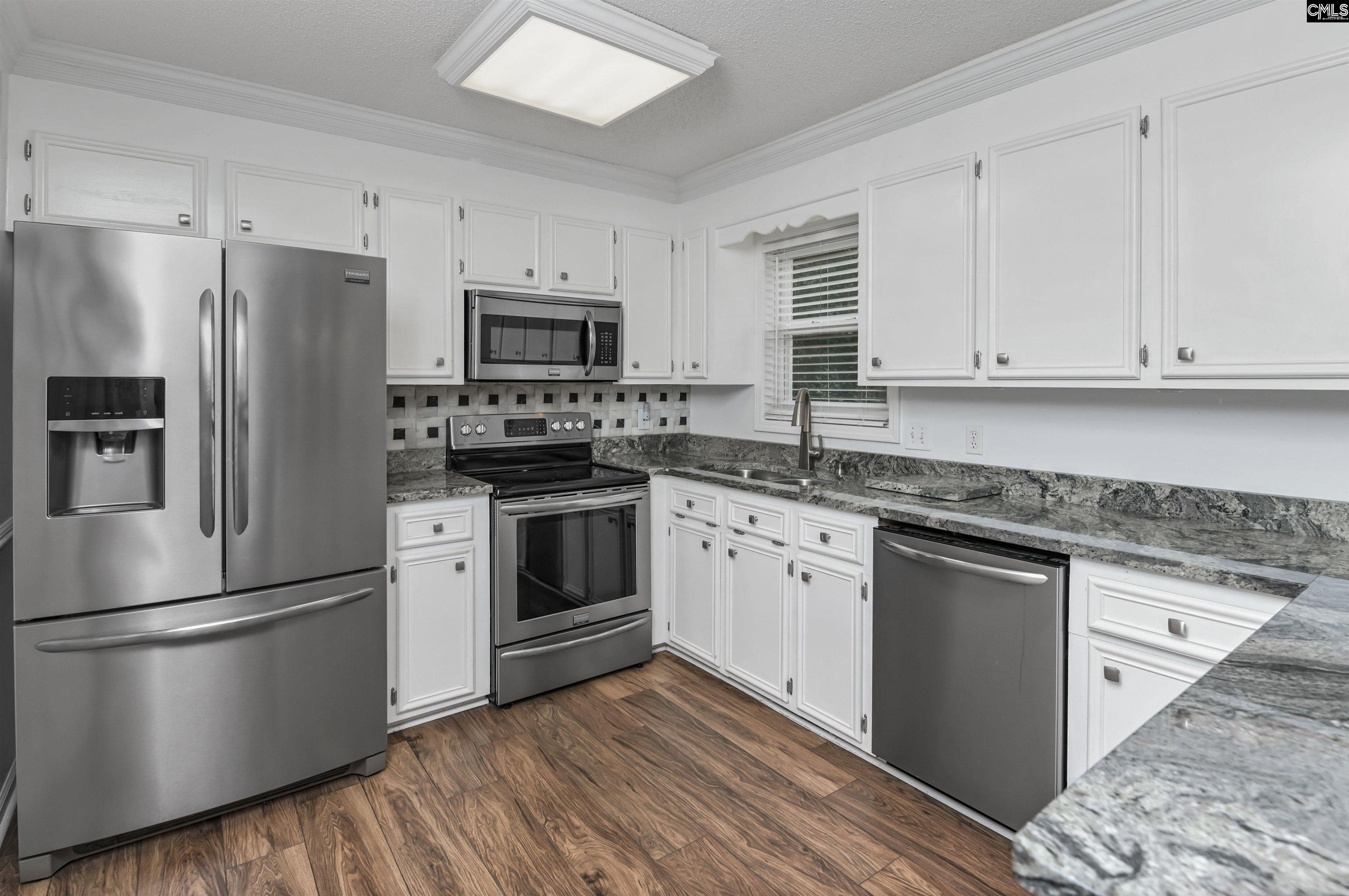 222 Red Leaf Court Lexington, SC 29073 - Photo 8 of 28