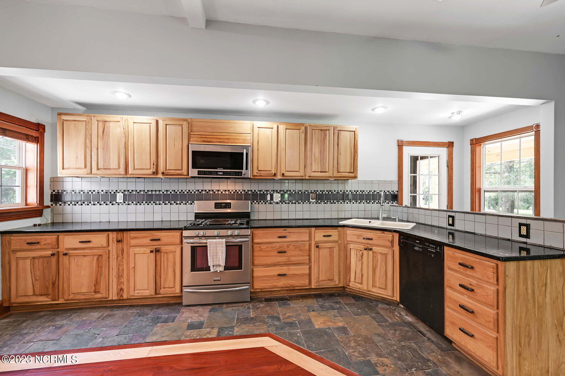 2305 Frank Kilpatrick Road Grifton, NC 28530 - Photo 10 of 51 22-web-or-mls-2305 Frank Kilpatrick Road