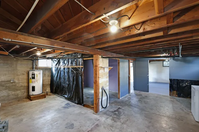 $277,700 | 800 3rd Street, Newport, WA 99156