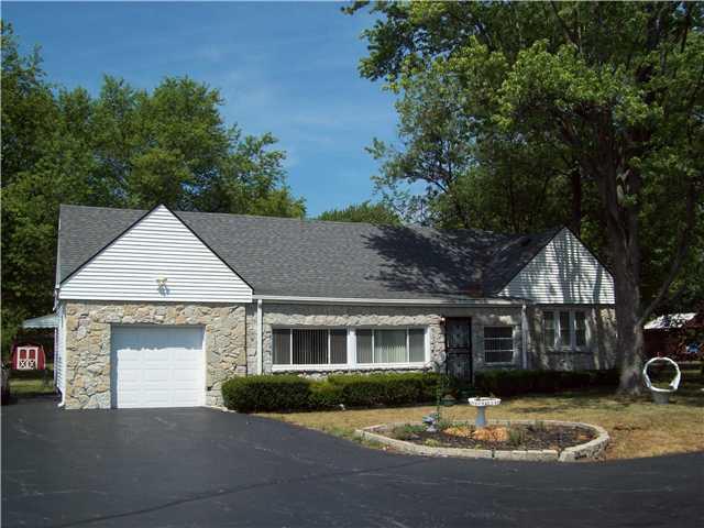 350 South Post Road Indianapolis, IN 46219 - Photo 1 of 24 Gallery Image 1