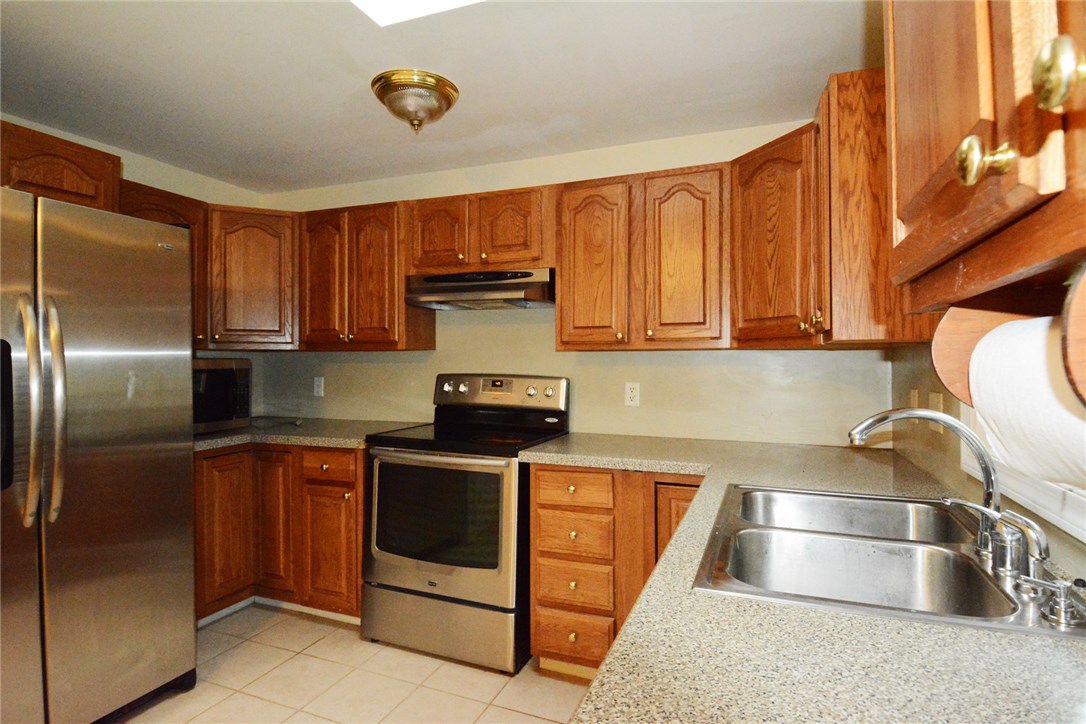 44 Potter Hill Road Westerly, RI 02891 - Photo 17 of 22
