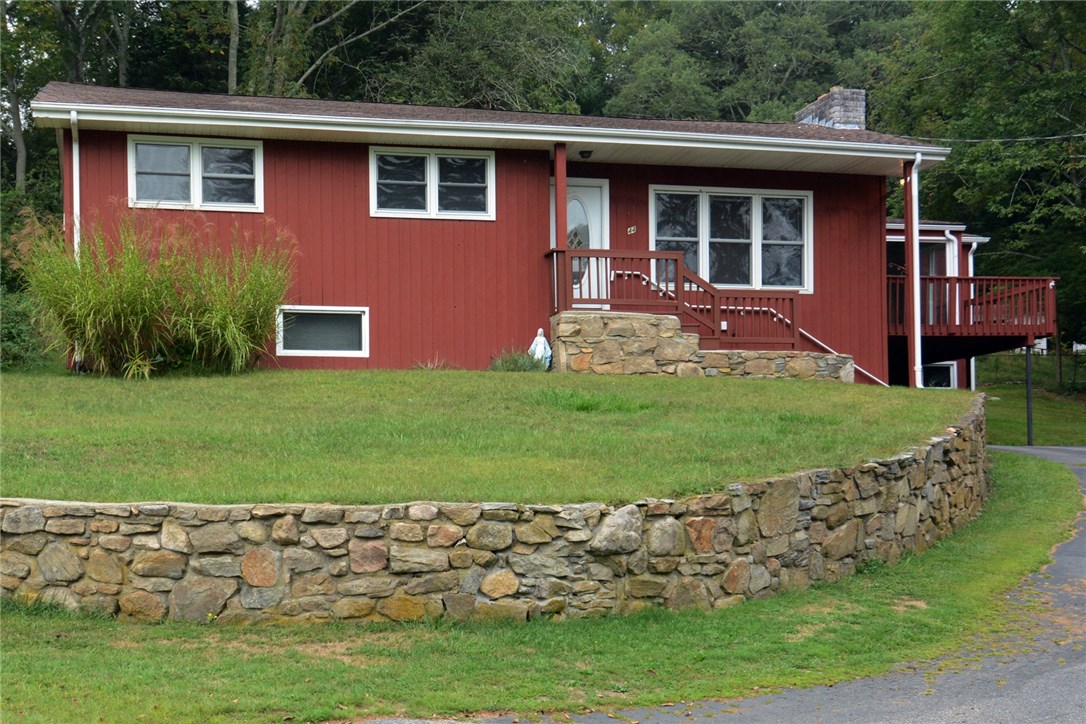 44 Potter Hill Road Westerly, RI 02891 - Photo 3 of 22
