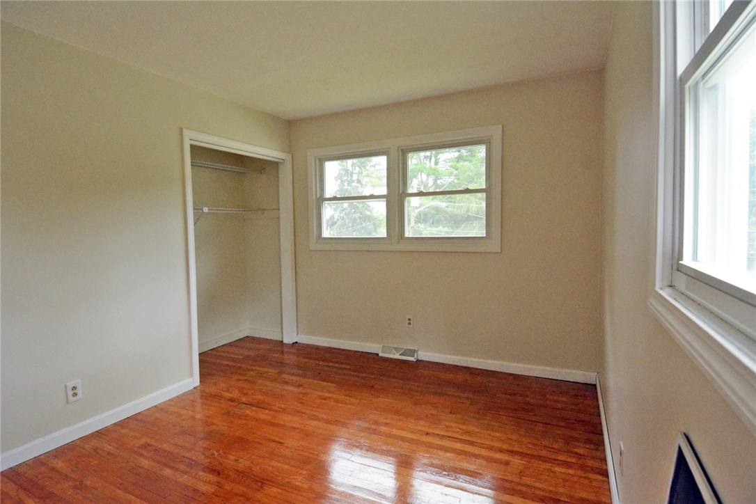 44 Potter Hill Road Westerly, RI 02891 - Photo 10 of 22
