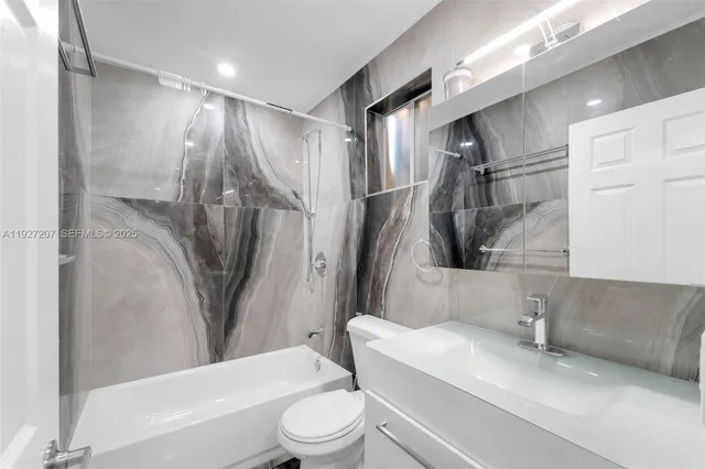 a view of a room with a empty space