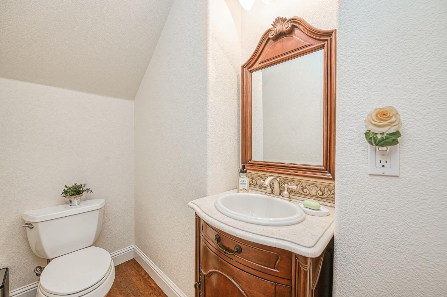 9855 Millerton Road Clovis, CA 93619 - Photo 11 of 64 Gallery Image 11