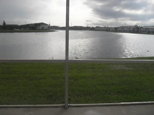 $2,695 | 4234 Emerald Vista, Lake Worth Beach, FL 33461