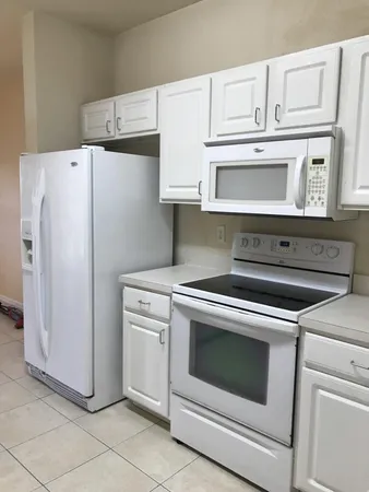 $2,695 | 4234 Emerald Vista, Lake Worth Beach, FL 33461