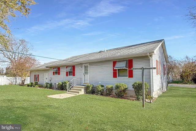 $319,000 | 414 Spruce Street, Milton, DE 19968
