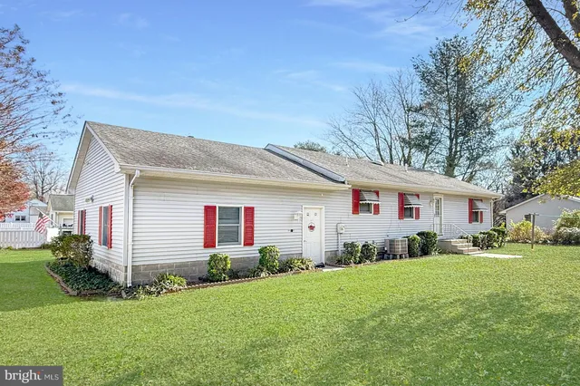 $319,000 | 414 Spruce Street, Milton, DE 19968