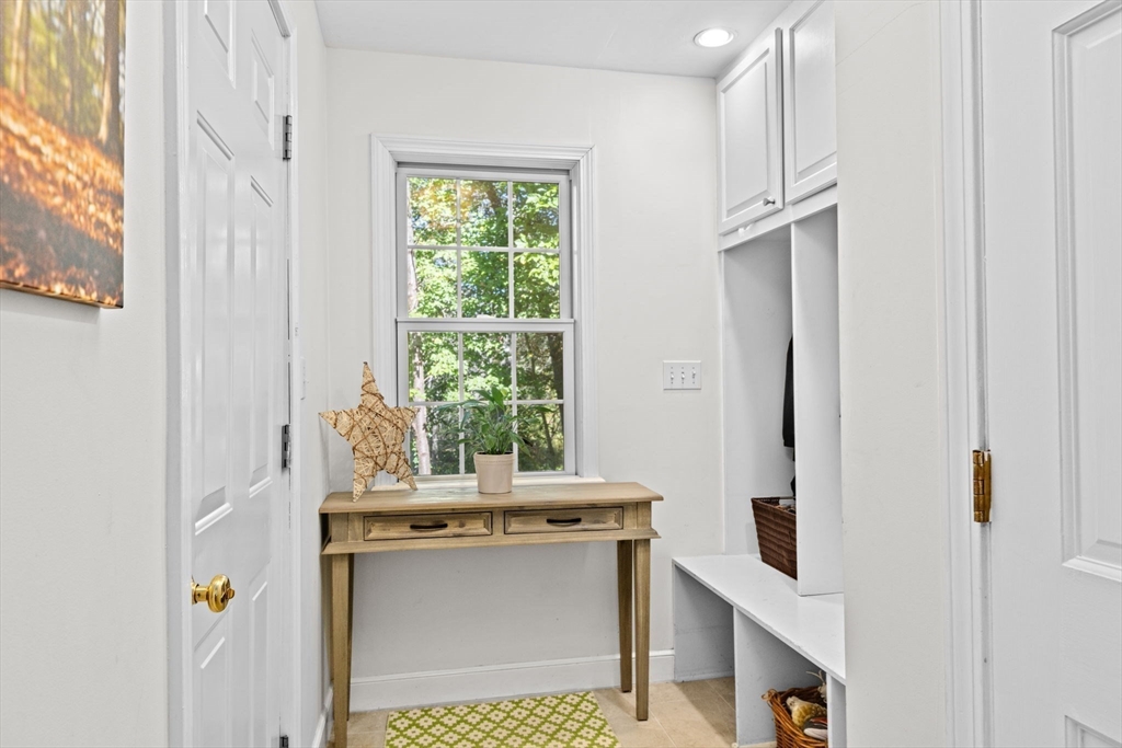 23 Mast Hill Road Hingham, MA 02043 - Photo 22 of 42