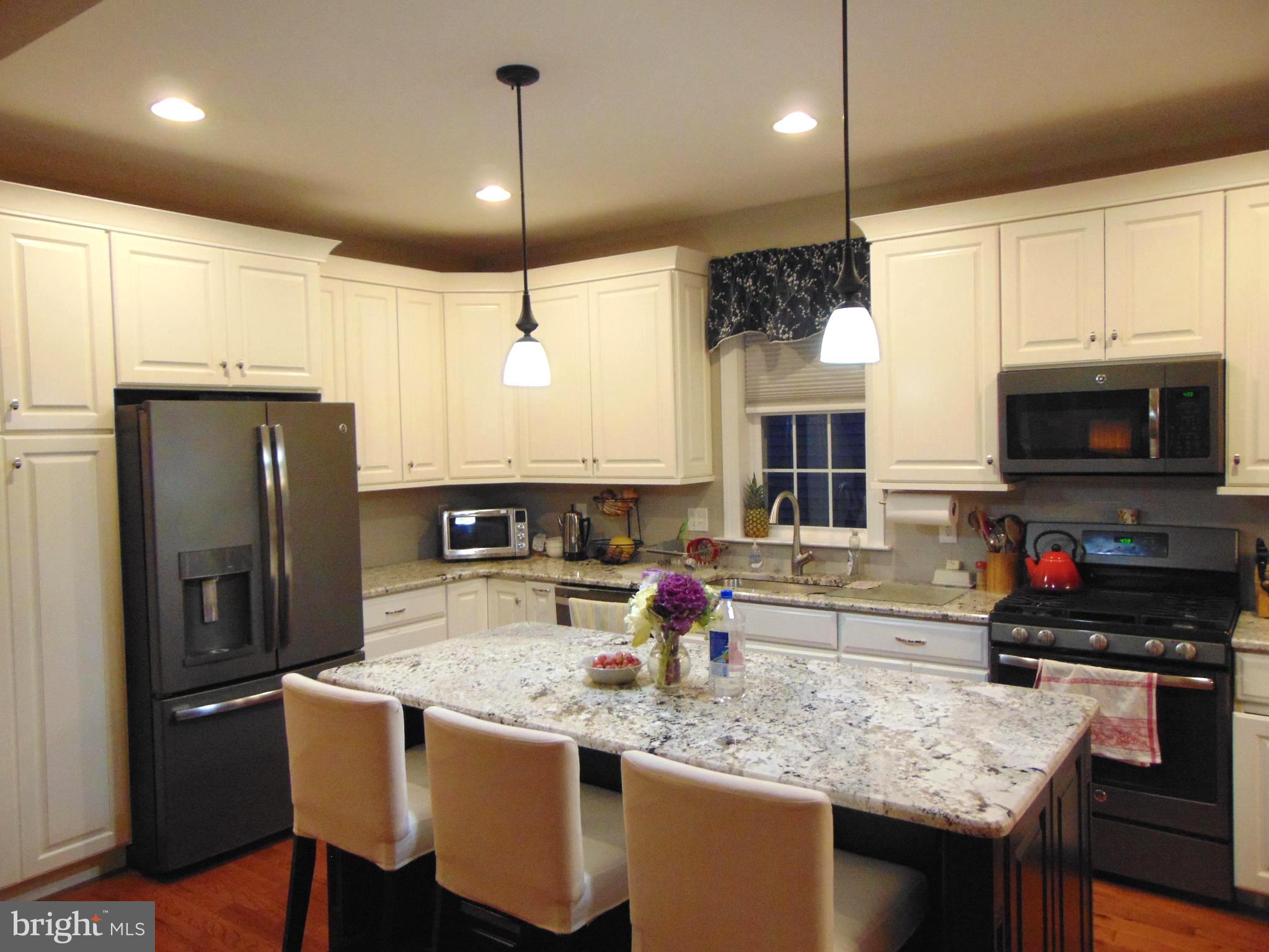 1224 Steel Road Havertown, PA 19083 - Photo 10 of 24 Kitchen w/ Island