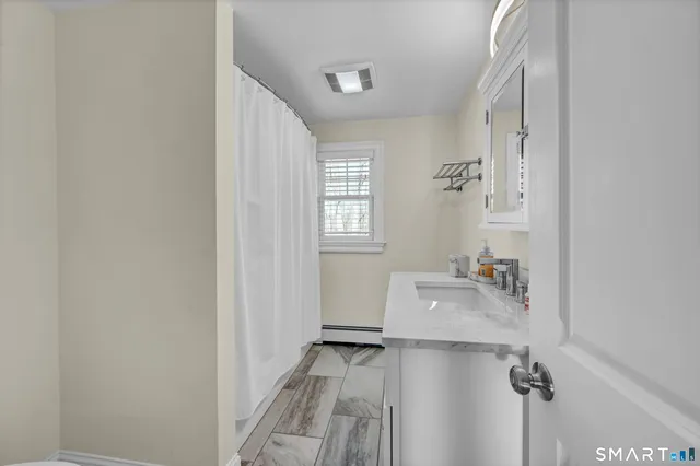 $824,900 | 4 Anchor Street, Danbury, CT 06811