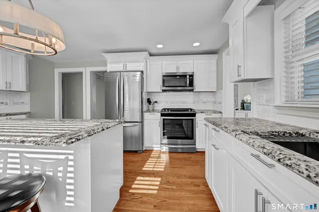 $824,900 | 4 Anchor Street, Danbury, CT 06811