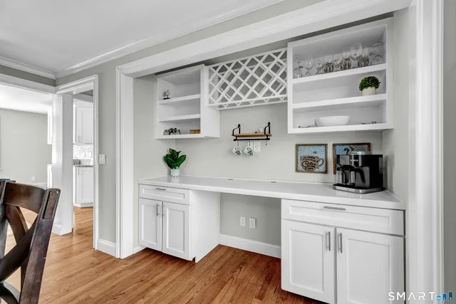 $824,900 | 4 Anchor Street, Danbury, CT 06811