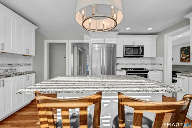 $824,900 | 4 Anchor Street, Danbury, CT 06811