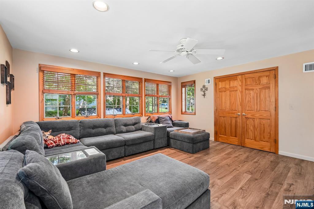 30 Pulaski Drive Oak Ridge, NJ 07438 - Photo 16 of 35 Gallery Image 16
