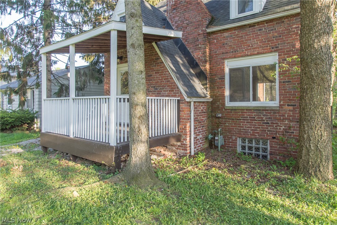 4335 Burkey Road Youngstown, OH 44515 - Photo 2 of 20 Gallery Image 2