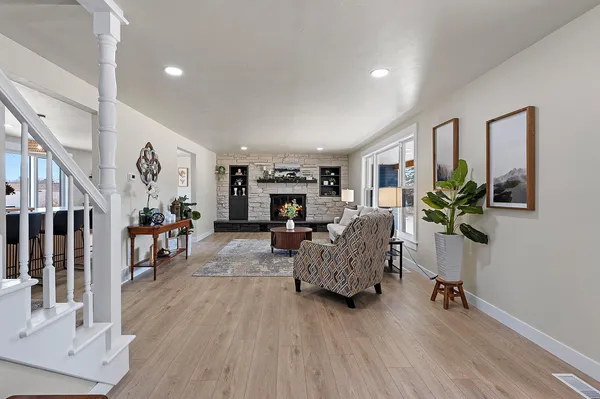 $625,000 | 1490 Fernando Drive, De Pere, WI 54115