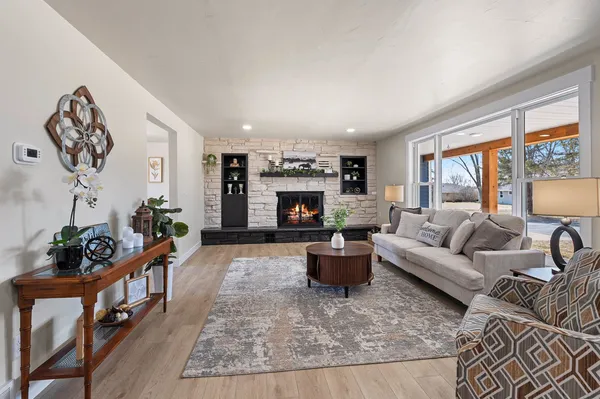 $625,000 | 1490 Fernando Drive, De Pere, WI 54115