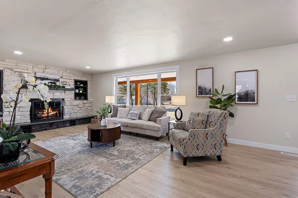$625,000 | 1490 Fernando Drive, De Pere, WI 54115