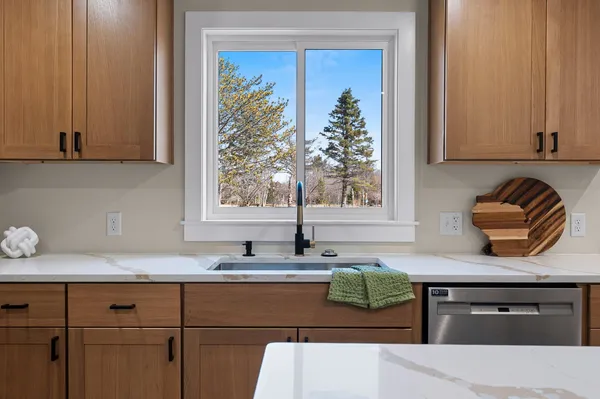 $625,000 | 1490 Fernando Drive, De Pere, WI 54115