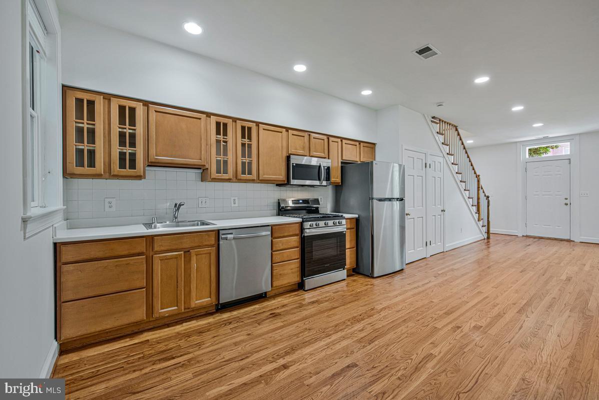 1233 4th Street Northwest Washington, DC 20001 - Photo 14 of 31
