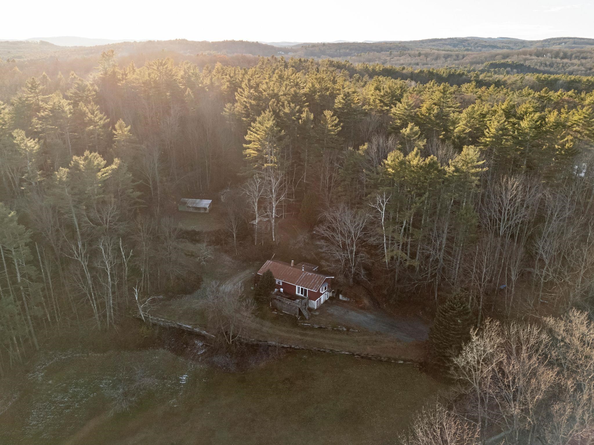 90 Webster Road Hartland, VT 05048 - Photo 5 of 35