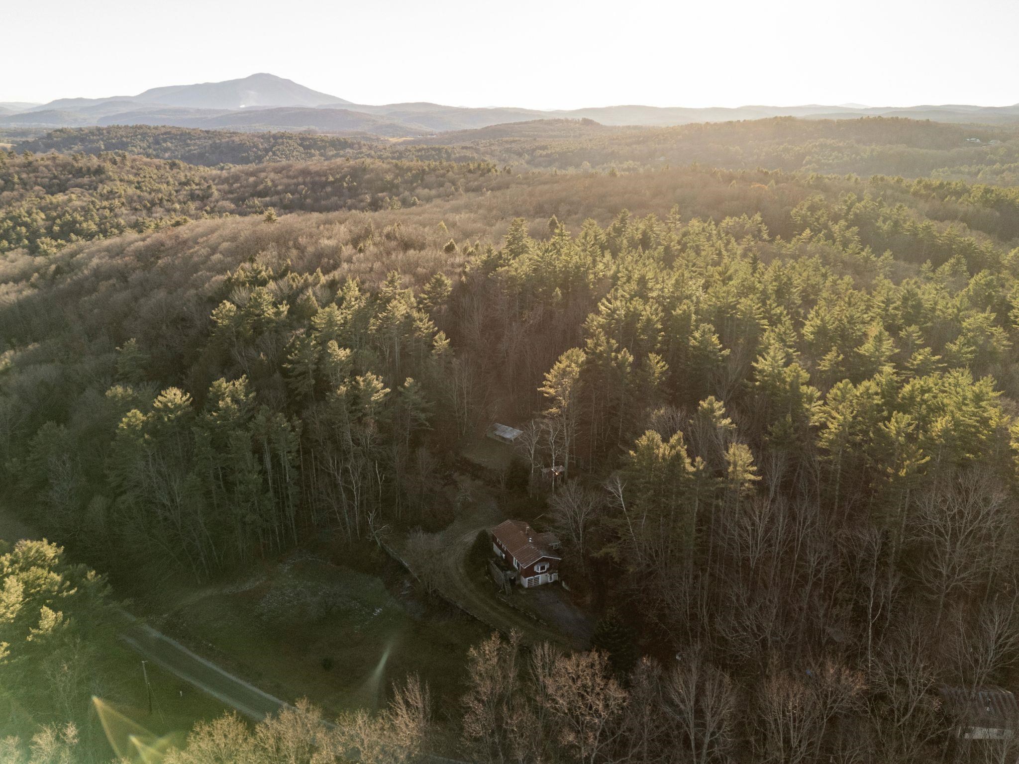 90 Webster Road Hartland, VT 05048 - Photo 7 of 35