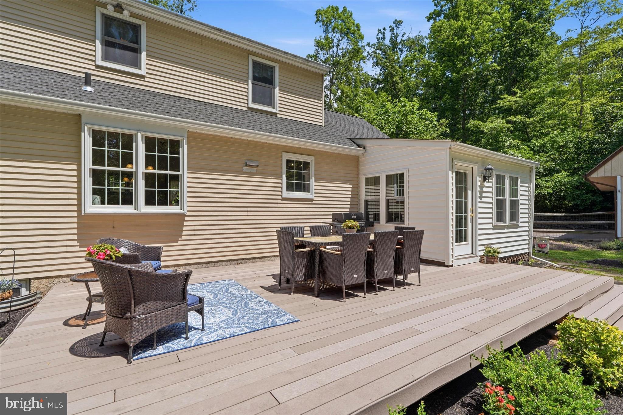 1125 Payne Road Green Lane, PA 18054 - Photo 31 of 47 Deck