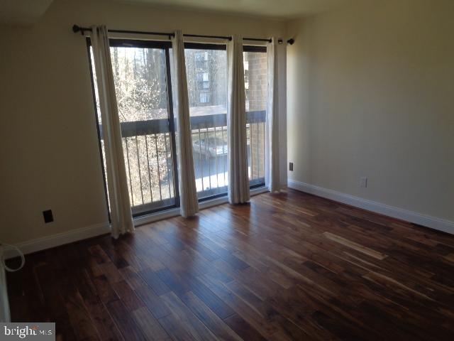 2112 Green Watch Way, Unit 300 Reston, VA 20191 - Photo 8 of 20 Gallery Image 8