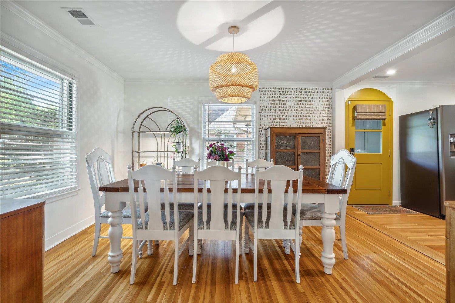 1104 West Perkins Road Memphis, TN 38117 - Photo 12 of 34 a view of a dining room with furniture and wooden floor