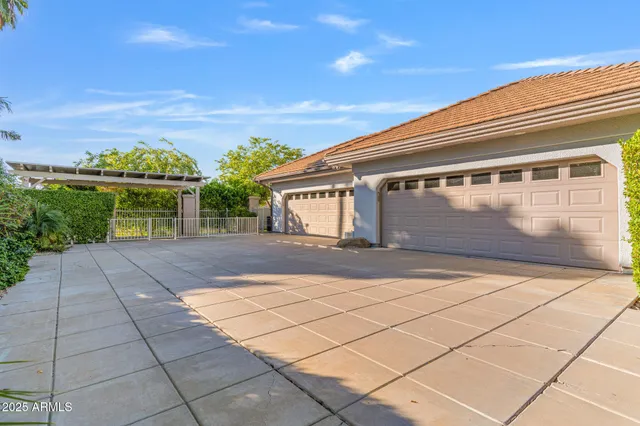 $3,500,000 | 1502 East Treasure Cove Drive, Gilbert, AZ 85234