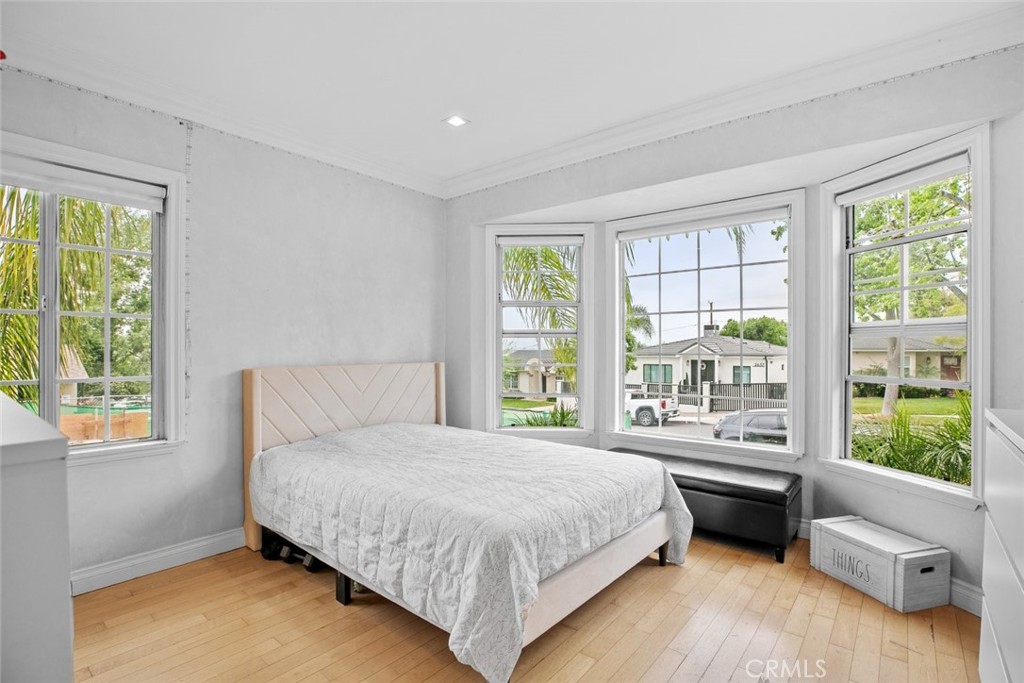 2640 North Keystone Street Burbank, CA 91504 - Photo 24 of 48 a bedroom with a bed and a large window